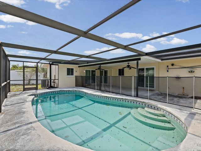 1754 GREAT BRIKHILL ROAD, Clearwater, FL 33755