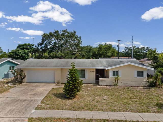 1754 GREAT BRIKHILL ROAD, Clearwater, FL 33755
