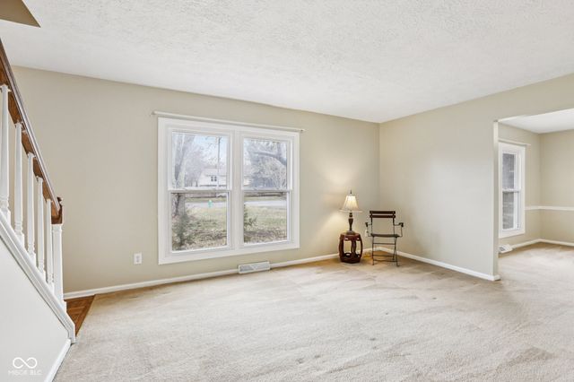 7611 E 116th Street, Fishers, IN 46038