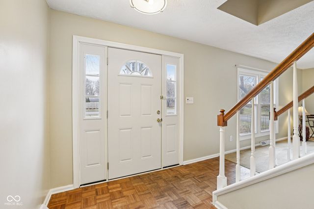 7611 E 116th Street, Fishers, IN 46038