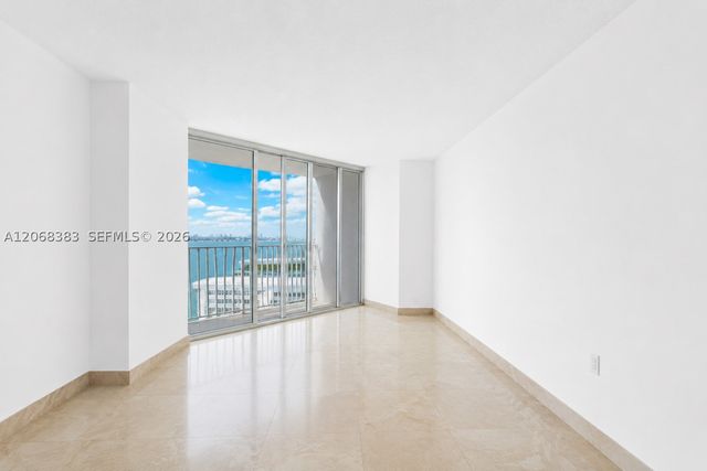 7601 E Treasure Dr 1924, North Bay Village, FL 33141