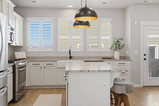 15230 S CUTLASS CT, Bluffdale, UT 84065