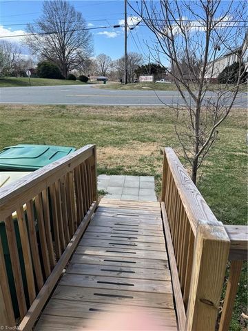 1845 Old Hollow Road, Walkertown, NC 27051