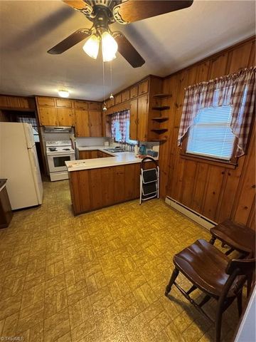 1845 Old Hollow Road, Walkertown, NC 27051