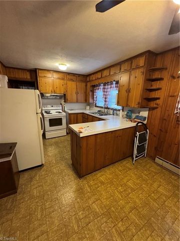 1845 Old Hollow Road, Walkertown, NC 27051