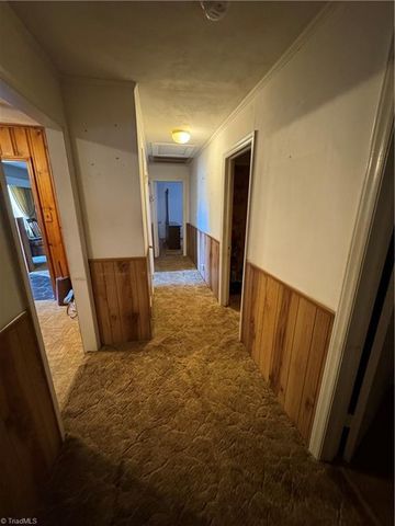 1845 Old Hollow Road, Walkertown, NC 27051