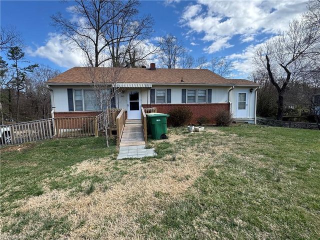 1845 Old Hollow Road, Walkertown, NC 27051