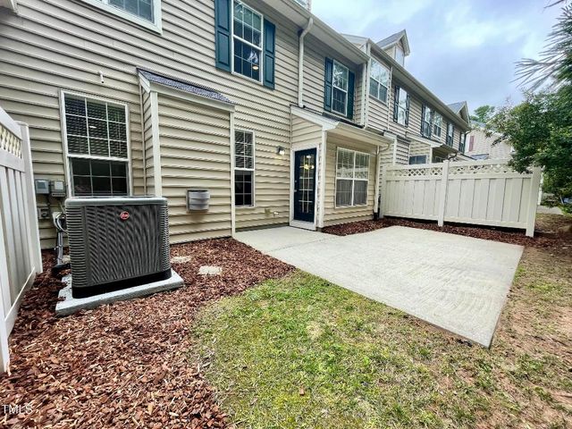 9519 Dellbrook Court, Raleigh, NC 27617