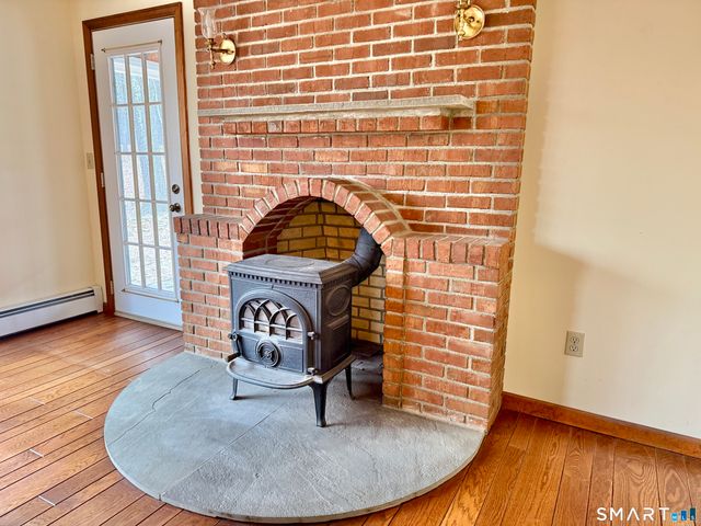 123 Cross Brook Road, Woodbury, CT 06798