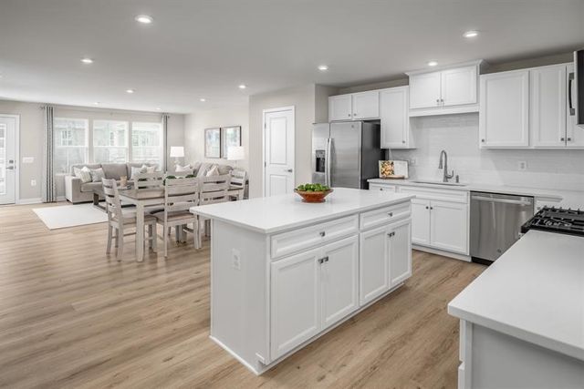 464 Clubhouse Drive, Rostraver, PA 15012