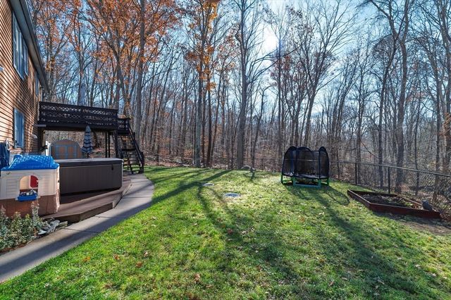 12 Hickory Rd, Millville, MA 01529