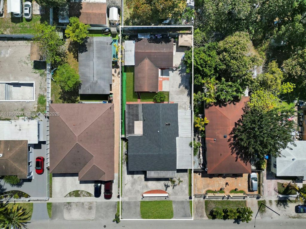 Image 8 of property listing at 252 E 36th St, Hialeah, FL 33013