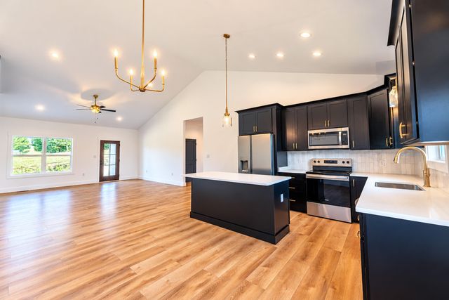 182 Spring Meadows Drive, Science Hill, KY 42553