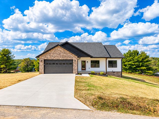 182 Spring Meadows Drive, Science Hill, KY 42553