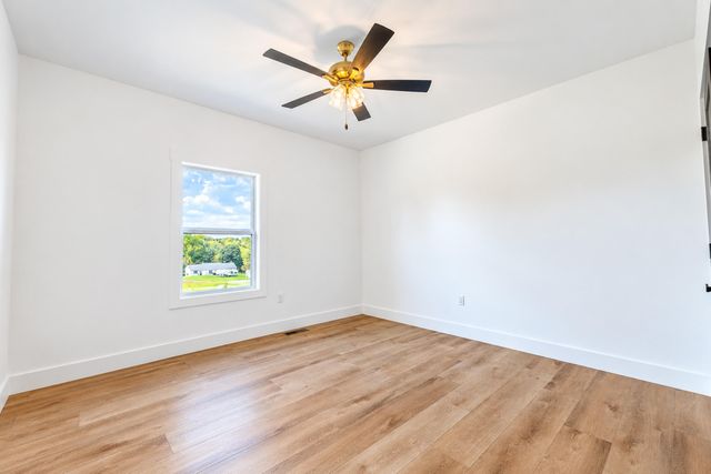 182 Spring Meadows Drive, Science Hill, KY 42553
