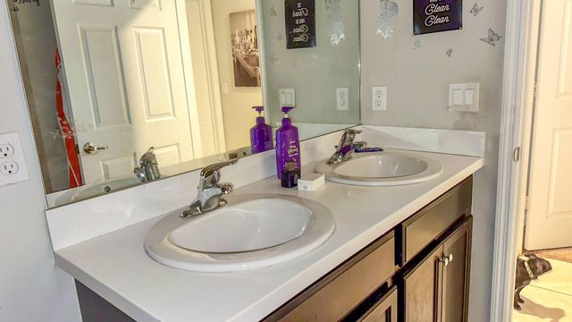 2325 SE Calcutta Circle, Port St Lucie, FL 34952