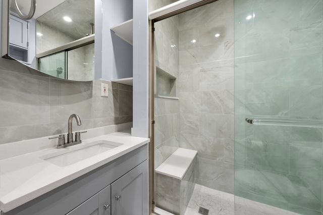 321 Commonwealth Ave 40, Boston, MA 02115