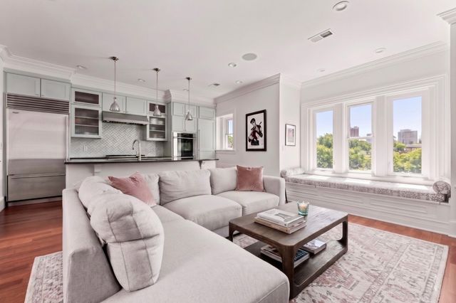 321 Commonwealth Ave 40, Boston, MA 02115