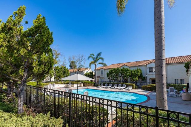 1050 La Tortuga Drive 40, Vista, CA 92081