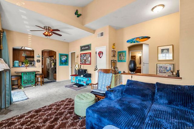 1050 La Tortuga Drive 40, Vista, CA 92081