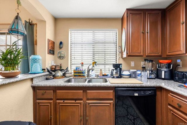 1050 La Tortuga Drive 40, Vista, CA 92081