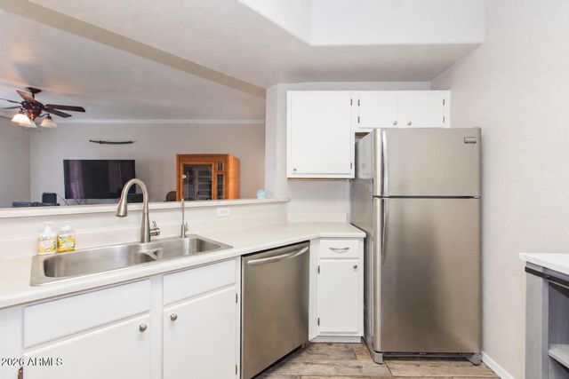 3236 E CHANDLER Boulevard 1067, Phoenix, AZ 85048