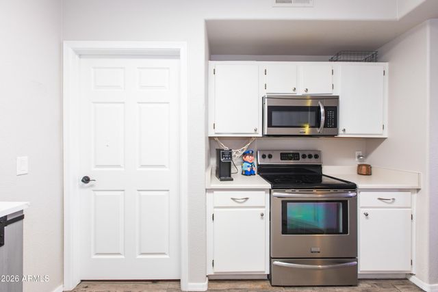 3236 E CHANDLER Boulevard 1067, Phoenix, AZ 85048