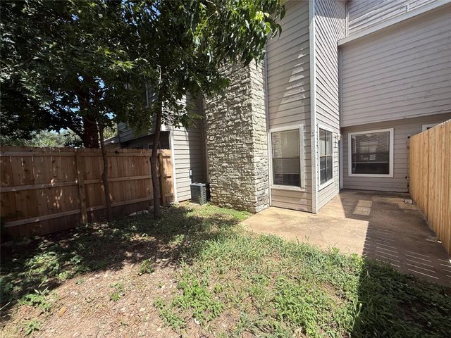 12312 Abney DR B, Austin, TX 78729