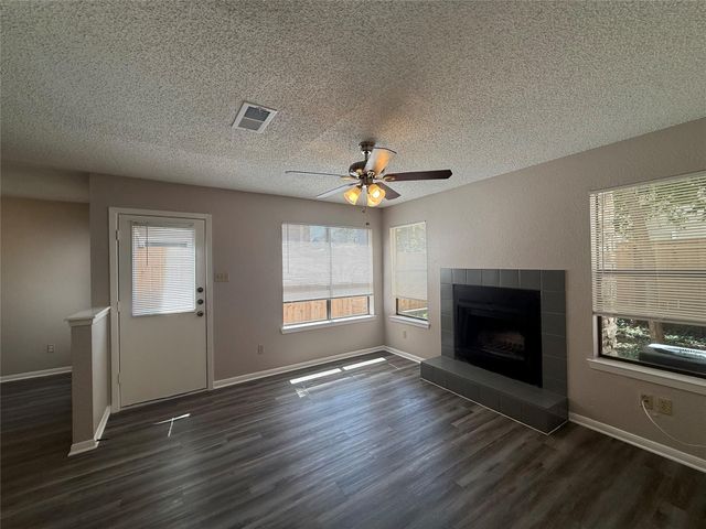 12312 Abney DR B, Austin, TX 78729