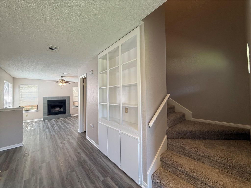 12312 Abney DR B, Austin, TX 78729