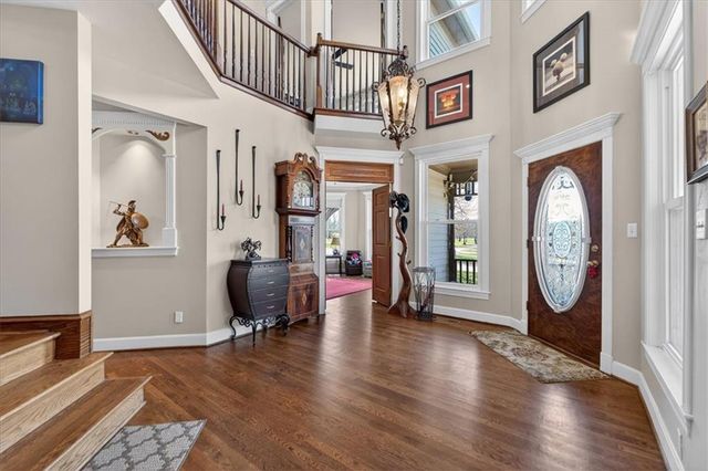 15401 Antioch Road, Overland Park, KS 66221