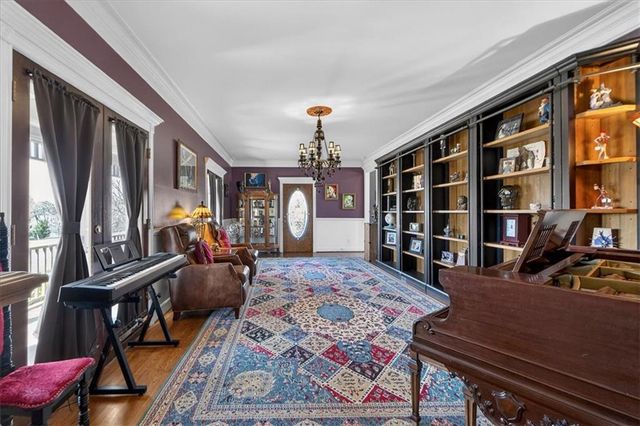 15401 Antioch Road, Overland Park, KS 66221