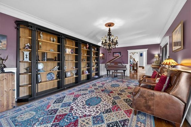 15401 Antioch Road, Overland Park, KS 66221