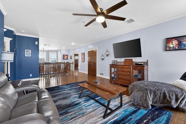 15401 Antioch Road, Overland Park, KS 66221