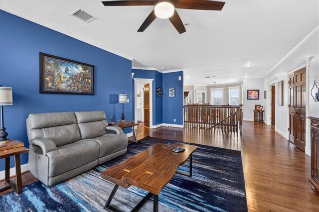 15401 Antioch Road, Overland Park, KS 66221