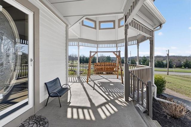 15401 Antioch Road, Overland Park, KS 66221