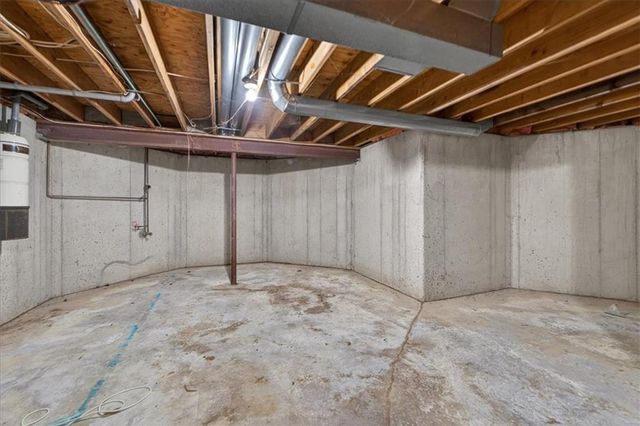 15401 Antioch Road, Overland Park, KS 66221