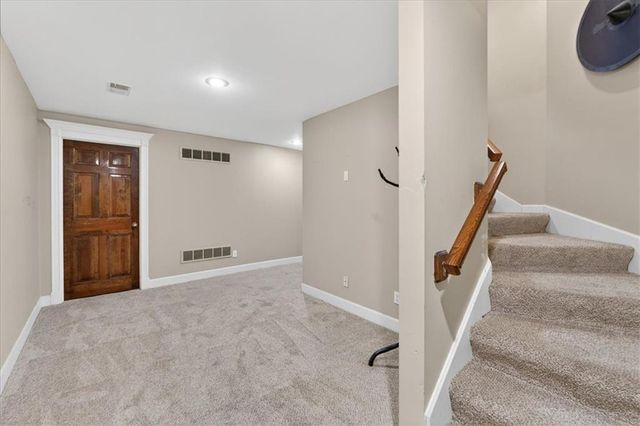 15401 Antioch Road, Overland Park, KS 66221