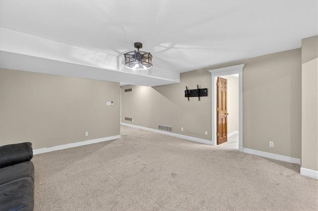 15401 Antioch Road, Overland Park, KS 66221