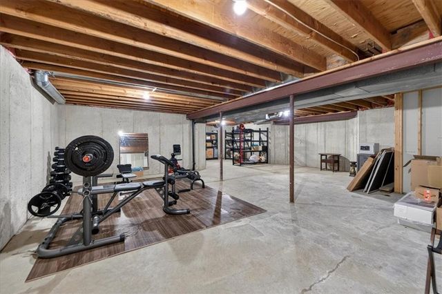 15401 Antioch Road, Overland Park, KS 66221