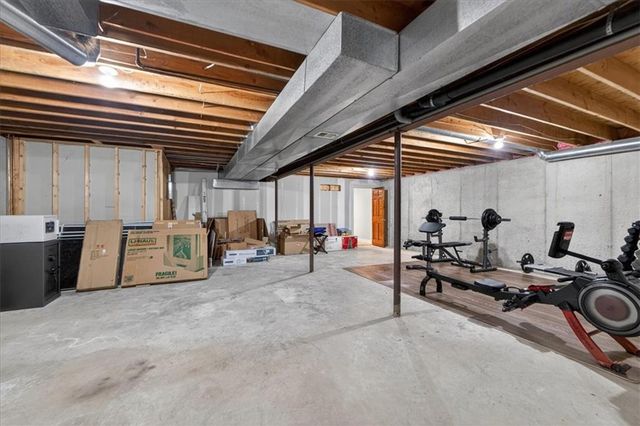 15401 Antioch Road, Overland Park, KS 66221