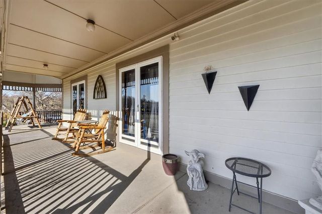 15401 Antioch Road, Overland Park, KS 66221