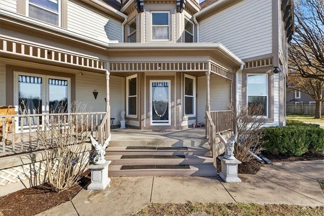 15401 Antioch Road, Overland Park, KS 66221