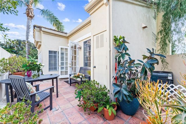 84 Agostino, Irvine, CA 92614