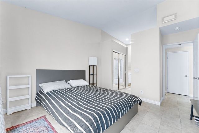 84 Agostino, Irvine, CA 92614