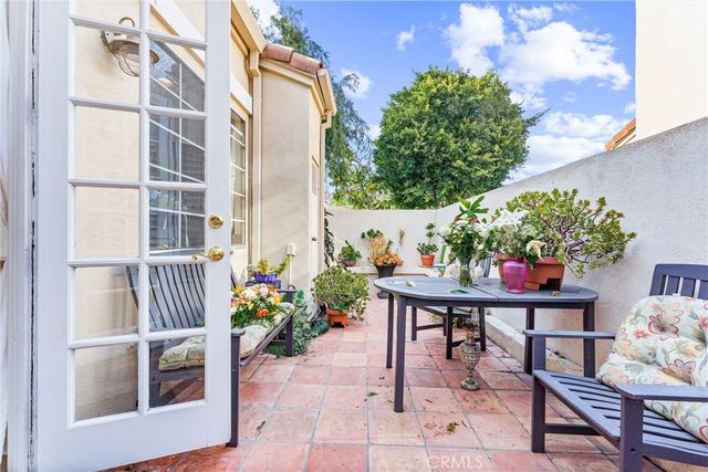 84 Agostino, Irvine, CA 92614