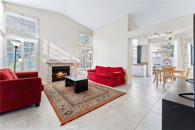 84 Agostino, Irvine, CA 92614