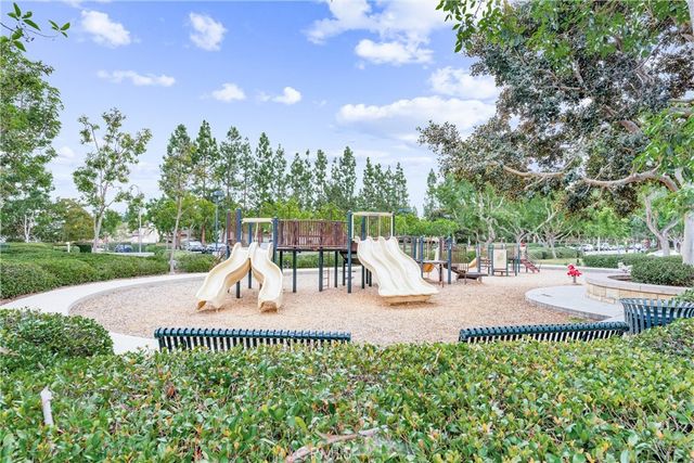 84 Agostino, Irvine, CA 92614