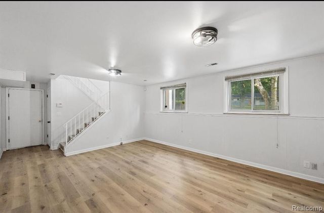 4417 Greenbrook Lane, Flint, MI 48507