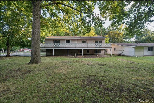 4417 Greenbrook Lane, Flint, MI 48507